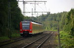 Der RE8 kommt aus Mönchengladbach-Hbf nach Koblenz-Hbf und kommt aus Richtung Mönchengladbach-Hbf,Rheydt-Hbf und fährt in Jüchen ein und fährt dann weiter in Richtung Grevenbroich,Köln.
Aufgenommen vom Bahnsteig 1 in Jüchen.
Bei Sommerwetter am Nachmittag vom 17.9.2016.