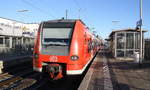 Ein Nachschuss von der Rhein Niers Bahn RB33 und kamm aus Aachen-Hbf nach Duisburg-Hbf und kommt aus Richtung