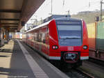 Am 16.03.2017 steht 425 047 in Würzburg Hbf auf Gleis 11 bis 15:33 Uhr, denn dann geht es als RB 32849 nach Kitzingen.