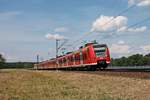 Am Nachmittag des 03.06.2020 fuhr 425 583-2 zusammen mit dem 425 526-1 als RB 2 (Mannheim Hbf - Karlsruhe Hbf) über die Rheintalbahn in Richtung Waghäusel, wo sie ihren nächsten