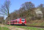 Triebwagen 425 077 als RB 33 für die Rhein-Niers-Bahn am 26.03.2017 unterwegs, Km 20.2 bei Übach - Palenber(Rimburgerwald) auf der KBS 485