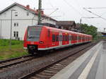 425 109 der S-Bahn Rhein-Neckar steht abgestellt im Bahnhof Germersheim.