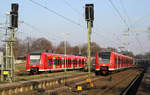 Begegnung von 425 064 (links) und 425 024 (rechts) im Bahnhof Lindern.