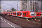 DB 425001 am 8.9.01 im HBF Essen.
