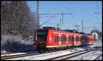425554 nach Bad Bentheim durchfährt hier am 23.12.2001 um 12.28 Uhr den ehemaligen Bahnhof Velpe bei Westerkappeln.