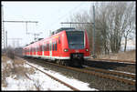 ET 425581-6 ist hier in Westerkappeln Velpe am 5.3.2005 nach Bielefeld unterwegs.