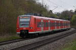 Einfahrt eines S2 Zuges nach Kaiserslautern   Hbf bei der Einfahrt in Neckargerach am 17.4  2021