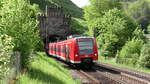 DB 425 117-9 kommt am 29.05.2021 als S1 nach Osterburken aus dem Schlossbergtunnel gefahren.