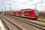 Donauwörth am 16. Mai 2022 steht 425 144-3 abgestellt im Bahnhofbereich.