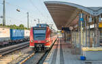7:45 Uhr in Treuchtlingen am 9.8.22: 425 544 durfte auf Gleis 7 noch 40 Minuten warten, bevor er sich wieder auf den Weg nach Würzburg machen musste. 
