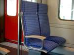 Sitze des ET 425.2,der Zug selbst steht in Eberbach, 5.8.04.