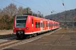 Einfahrt von 425 310-0 am 06.03.2014 als RegionalExpress (Stuttgart Hbf - Rottweil) in den Bahnhof von Horb.