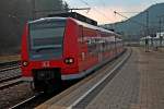 Am 06.03.2014 fuhr 425 809-1 als RE 19046 (Rottweil - Stuttgart Hbf) in den Bahnhof von Horb ein.