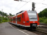 Der ehemaliger Würzburg 425 085 steht am 04.06.2016 in Heigenbrücken bereit als RB 55 nach Aschaffenburg zu fahren.
