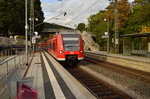 Durch fahrt eines RE3 nach Heilbronn, der vom 425 519-6 geführt wird.