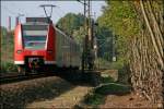 426 523/023 und 426 521/021 fahren als RE16 (RE 29682)  RUHR-SIEG-EXPRESS  von Siegen ber Altenhundem nach Essen Hbf. (06.10.07)