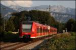 Ein 425er und 426 535/035 sind als RE 30107 nach Kufstein unterwegs.
