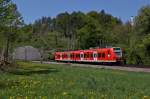 Der Bonsaiquietschi 426 019 befindet sich als RB 26817 (Schaffhausen-Singen) kurz vor dem Grenzbahnhof Thayngen.