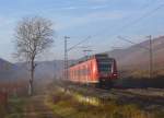 426 037 und 426 015 sind als RB 81 Trier - Koblenz am 30.11.2011 in Pommern (Mosel)