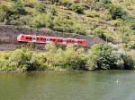 BR426 fhrt als RB12227 seinem nchsten Haltepunkt, Hatzenport entgegen;120822