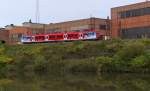 Unser saarländischer Werbe-Mini-Quietsche 426 038 ist auf der Relation Trier - Homburg am 21.10.2013 unterwegs.