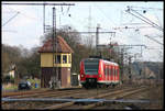 ET 426518 passiert auf dem Weg nach Rheine hier am 25.1.2005 das östliche Stellwerk in Westerkapeln Velpe.