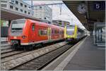 Der DB 426 510-4 (und der nicht zu sehende 426 509-6) wenden in Schaffhausen für die Rückleistung als RB nach Singen (Htw), während der DB 612 142 als IRE3 auf der Fahrt nach Basel SBB ist. 

19. Sept. 2022