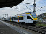Der Elektrotriebzug ET 6.01 war Ende April 2021 auf dem Ferngleis in Wuppertal-Unterbarmen unterwegs.
