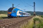 427 557 ist als RB 5 in Richtung Fulda unterwegs,gesehen am 20.06.2018 bei Reilos.