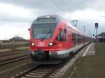 FLIRT 427 004/827 004/304/604/427 504 als RE 33213 Rostock-Sassnitz am 18.04.2008 beim Zwischenhalt in Altefhr.