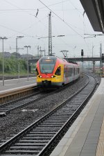 Hier eine Doppeltraktion HLB FLIRT am 3.6.12 bei der Einfahrt in Gieen.