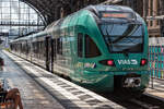 Ein Stadler Flirt 1 (ET 411 A) von VIAS als RB 10 (RheingauLinie), gerade in Frankfurt (Main) Hbf angekommen.