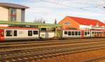 Der am 06.08.2011 bei Kestert entgleiste VIAS 413 (94 80 0828 247-7 +  94 80 0828 347-5 D-VIAS) vor dem Bw der Erfurter Bahn in Erfurt Ost; 28.12.2011