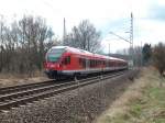 Unterwegs zwischen Bergen/Rgen und Lietzow war am 10.April 2010 der Flirt 429 028.