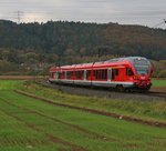 Fernab der Heimat war am 26.10.2014 der 429 028-4  Hansestadt Stralsund  auf der Fahrt gen Süden auf der KBS 610 zwischen Mecklar und Ludwigsau-Friedlos.