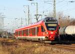 Abseits der Stammstrecke - RE3 mit Flirt wo sonst der Dosto fährt - Anklam 10.12.2019 Höhe Kleingärten Arado-Siedlung -  429 028