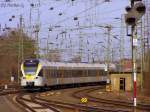 RE13 aus Hamm(Westf) mit ET 7.04(429) bei der Einfahrt von Mnchengladbach Hbf am 18.03.2010