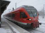 429 030 hatte es mit dem RE 13023 aus Stralsund am 10.Mrz 2013 bis Bergen/Rgen geschafft.Zum Glck konnte der Flirt,wegen dem heftigen Schneefall,fr knapp eine Stunde,bis zur Rckfahrt nach