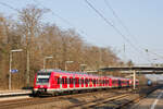Von 430 066 angeführter Langzug als S3 Backnang-Vaihingen am 09.02.2023 in Stuttgart-Sommerrain.
