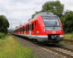 Weit ab vom Einsatzgebiet konnten am 26.06.2014 diese beiden 430er (430 159 zuvorderst) der S-Bahn Rhein-Main auf der Fahrt nach Süden abgelichtet werden.