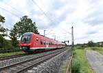 440 322-6 als RB 53 nach Jossa bei der Anfahrt an den Bahnsteig in Thüngersheim am heutigen 24.8.2021