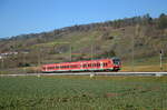 Auf dem zweigleisigen Abschnitt der Ammertalbahn bei Unterjesingen ist 440 023 am 3.