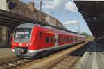 Mit Mopsgesicht steht am 29 Mai 2009 DB Regio 440 024 in Donauwörth.