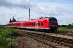 Der Dritte seiner Serie: 440 003-2 durcheilt Gersthofen bei Augsburg Fahrtrichtung Donauwrth. (Sept. 2009).