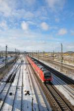 440 004 am 17.01.10 als RE nach Augsburg in Mnchen an der Donnersbergerbrcke