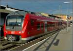 Der Triebzug 440 046-1 steht im Bahnhof von Passau zur Abfahrt nach Mnchen Hbf bereit. 10.09.2010 (Hans)