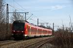 440 205 als RE 4067 von Passau Hbf nach Mnchen Hbf, am 02.04.2011 kurz nach Plattling.