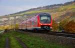 440 812-6 ist als RB von Gemünden nach Würzburg am 27.10.15 bei Thüngersheim unterwegs.