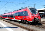 442 105 am 06.05.2018 in Nürnberg Hbf. Gut zu erkennen dass die Fahrzeuge nach 5 Jahren Einsatzzeit doch sehr verblassen zum Teil