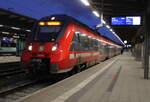 442 846 als RE 1 von Rostock Hbf nach Bad Kleinen am Morgen des 30.12.2025 im Rostocker Hbf 